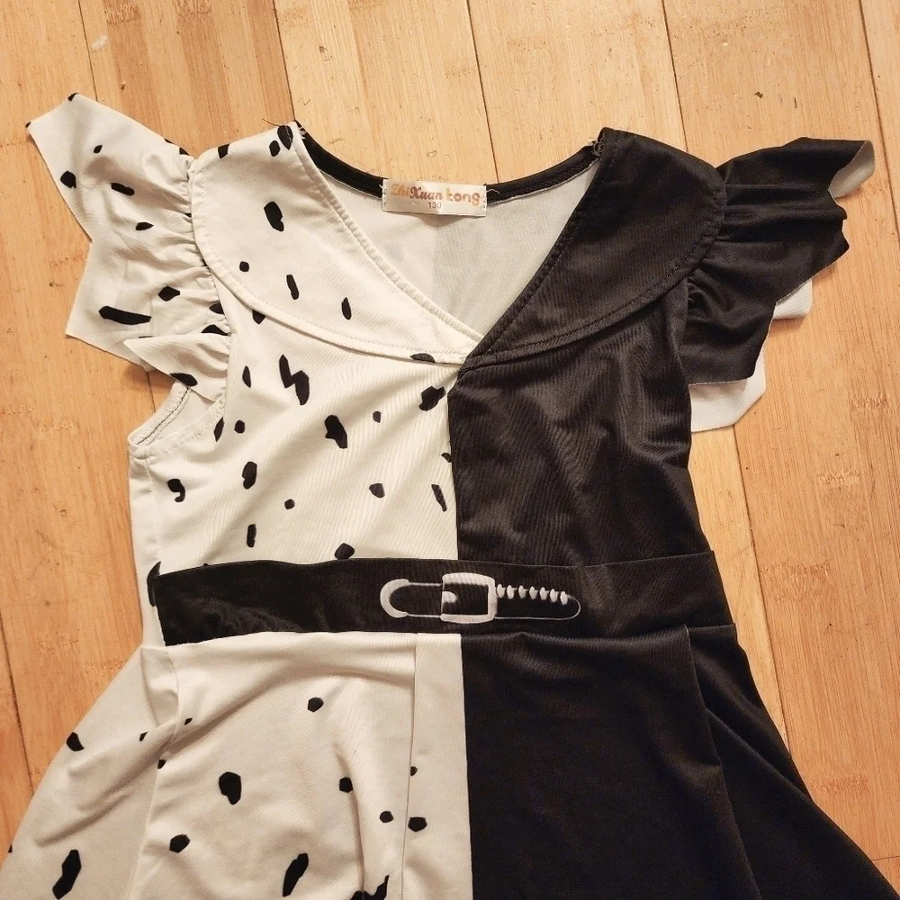 Cruella DeVil Hi-Low Dress Halloween Costume Cosplay Black White Girl's 6-7 EUC - Picture 4 of 15